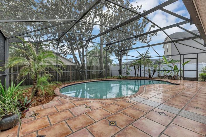 Image No.48-4 Bed House for sale
