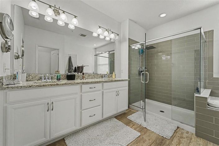 Image No.26-3 Bed Townhouse for sale