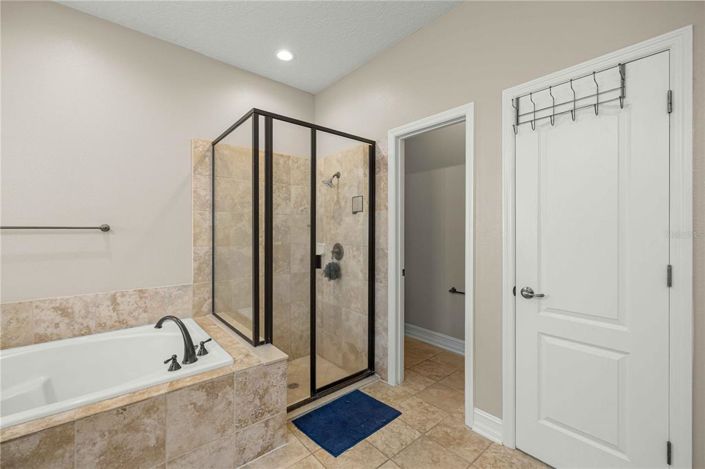 Image No.20-4 Bed House for sale