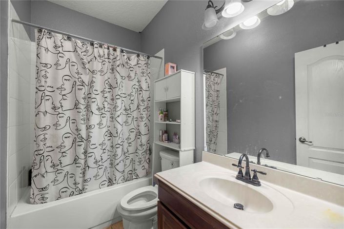 Image No.30-4 Bed House for sale