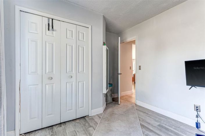 Image No.29-4 Bed House for sale