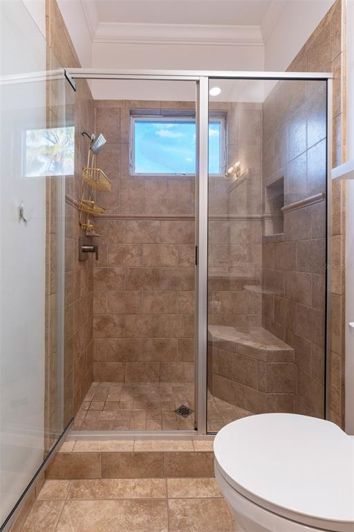 Image No.42-5 Bed House for sale