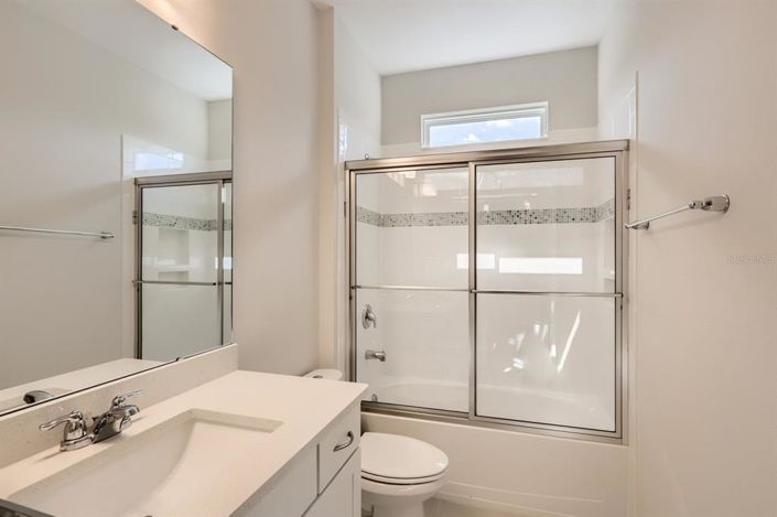 Image No.22-6 Bed House for sale