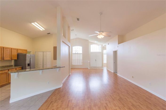 Image No.18-4 Bed House for sale