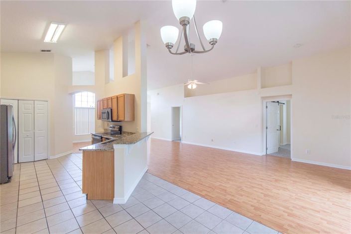 Image No.20-4 Bed House for sale
