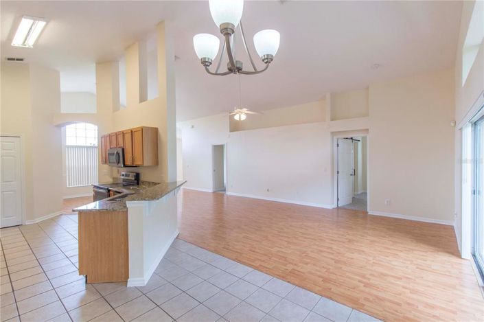Image No.29-4 Bed House for sale