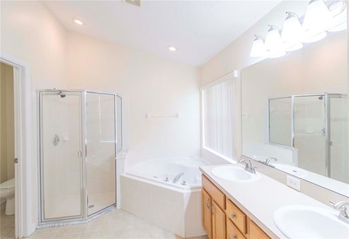Image No.35-4 Bed House for sale
