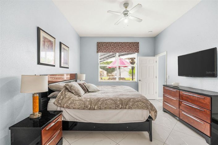 Image No.21-4 Bed House for sale
