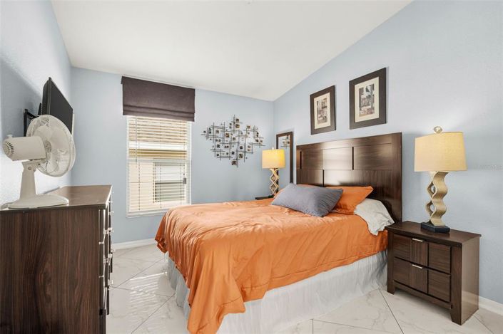 Image No.25-4 Bed House for sale