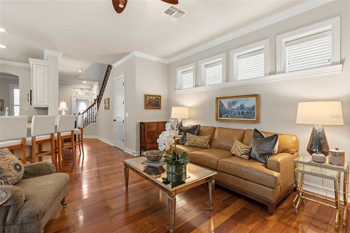 Image No.8-3 Bed House for sale
