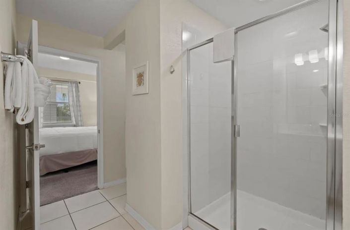 Image No.25-2 Bed Apartment for sale