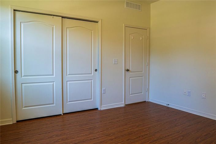 Image No.12-5 Bed House for sale