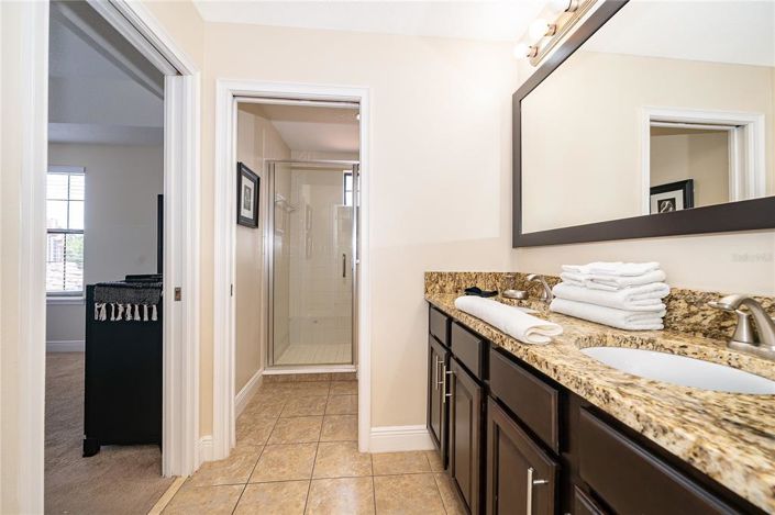 Image No.24-4 Bed Townhouse for sale