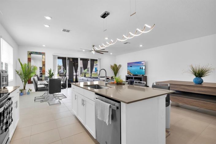 Image No.20-5 Bed House for sale