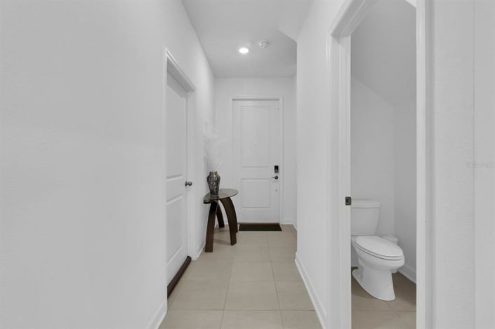 Image No.9-5 Bed House for sale