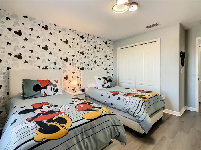 Image No.18-4 Bed Townhouse for sale