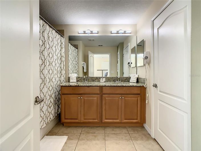 Image No.29-4 Bed Townhouse for sale