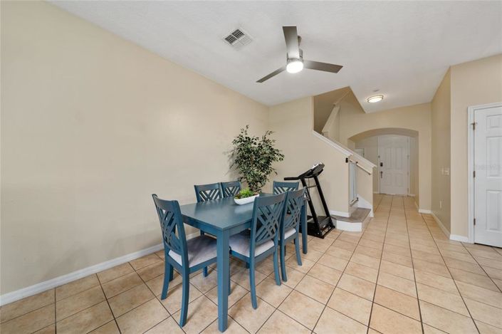 Image No.8-3 Bed Townhouse for sale