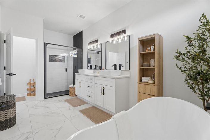 Image No.36-4 Bed House for sale