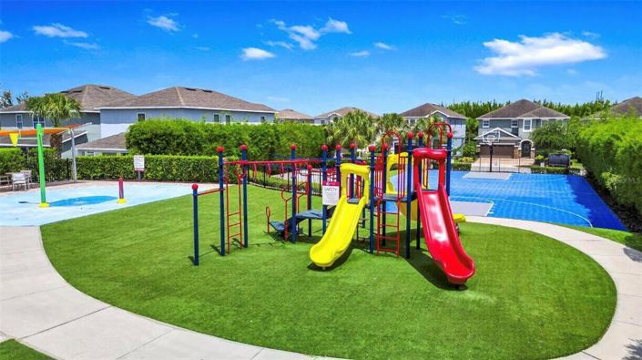 Image No.17-6 Bed House for sale
