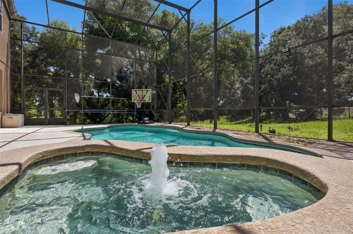 Image No.37-6 Bed House for sale