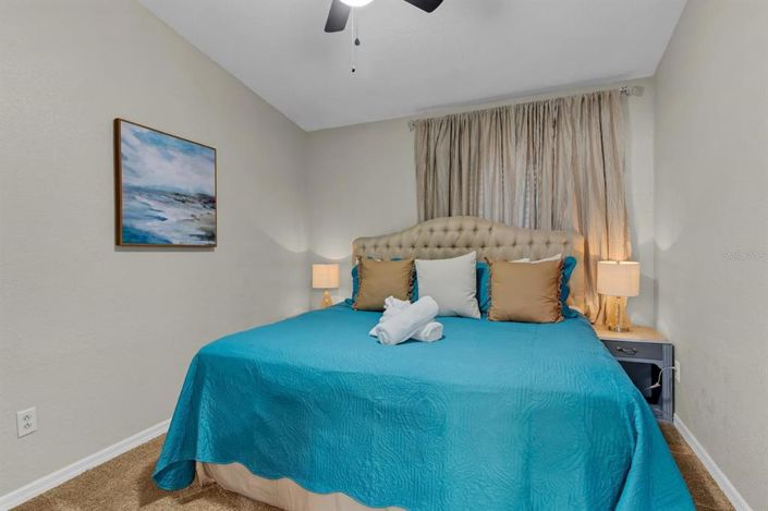 Image No.20-4 Bed House for sale