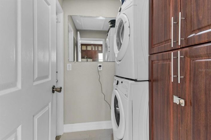 Image No.40-4 Bed House for sale