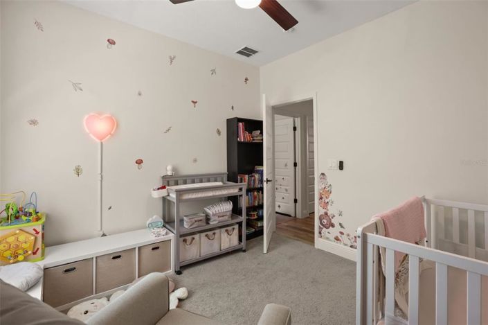 Image No.19-4 Bed House for sale