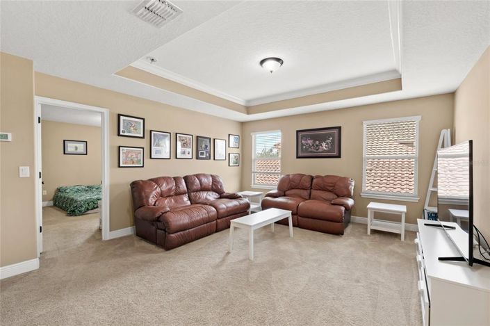 Image No.25-5 Bed House for sale