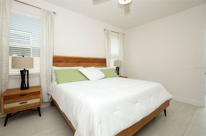 Image No.26-5 Bed House for sale