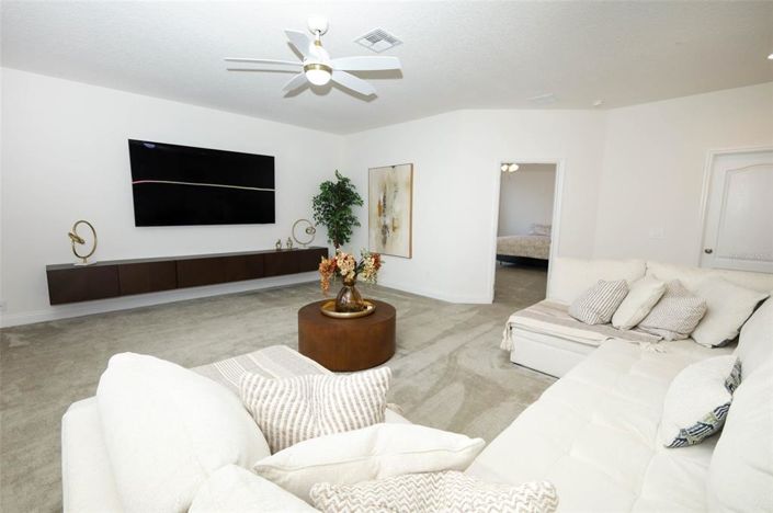 Image No.37-5 Bed House for sale