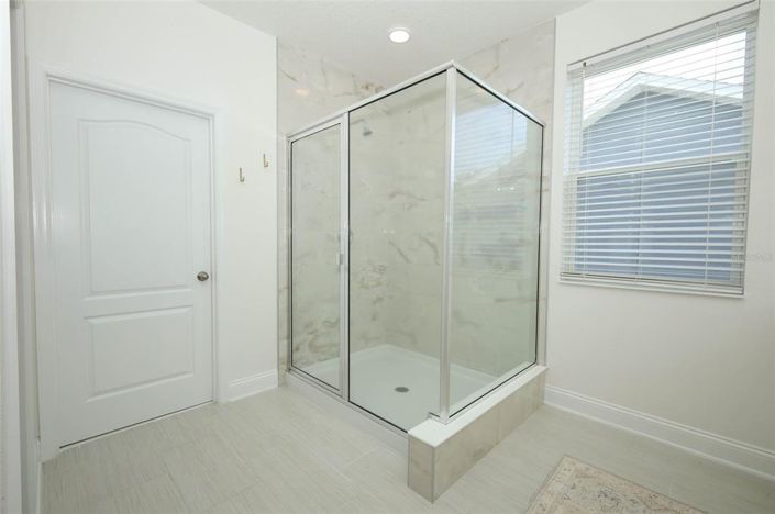 Image No.45-5 Bed House for sale