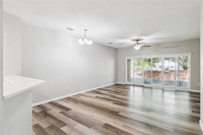 8d076785-498