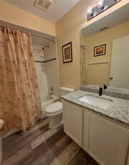 Image No.22-4 Bed House for sale