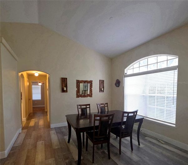 Image No.5-4 Bed House for sale