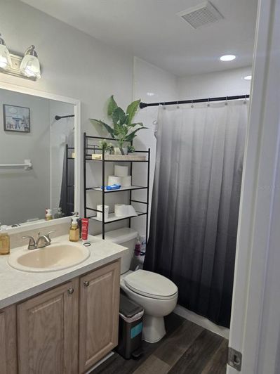 Image No.14-3 Bed House for sale