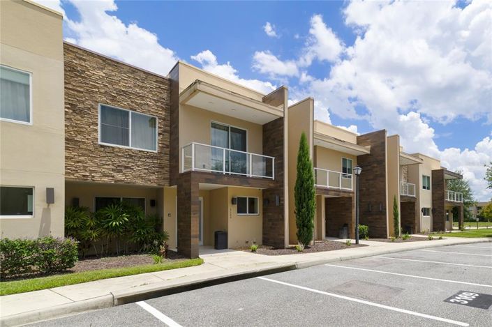Image No.5-3 Bed Townhouse for sale