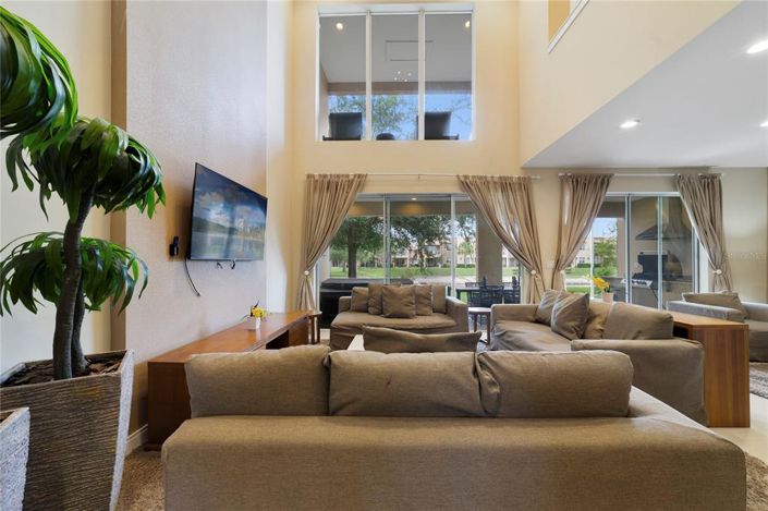 Image No.6-3 Bed Townhouse for sale