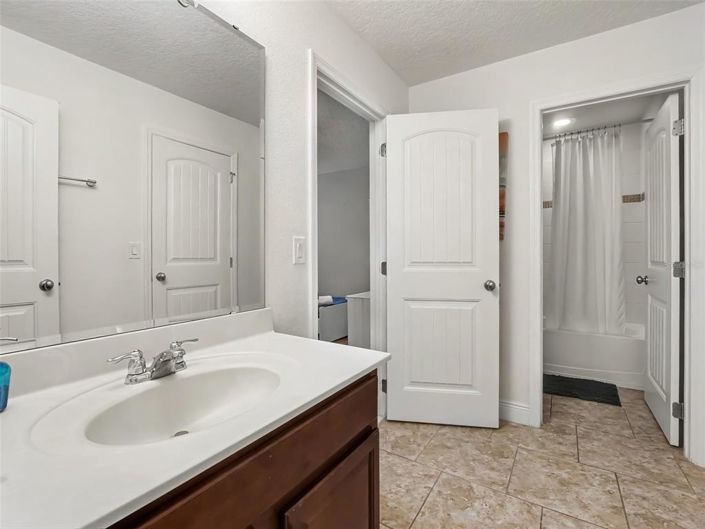 Image No.22-5 Bed House for sale