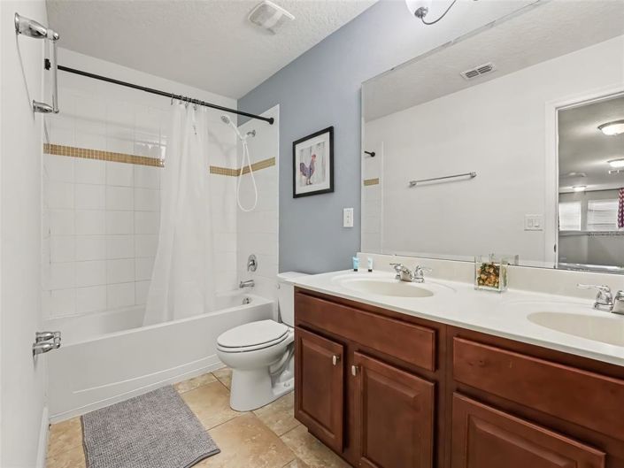 Image No.25-5 Bed House for sale