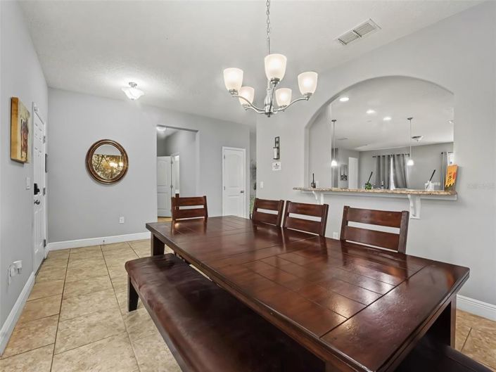 Image No.6-5 Bed House for sale