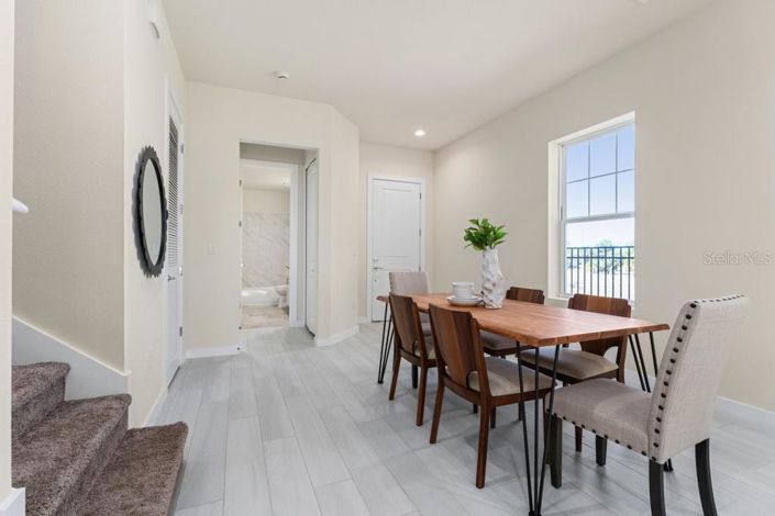 Image No.6-5 Bed Townhouse for sale