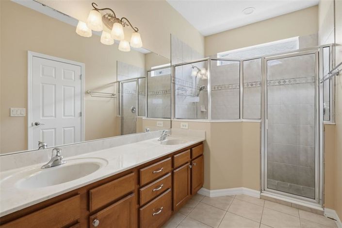 Image No.21-3 Bed House for sale