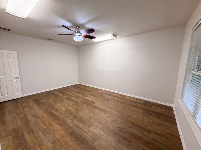 Image No.18-5 Bed House for sale