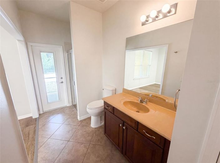 Image No.24-5 Bed House for sale