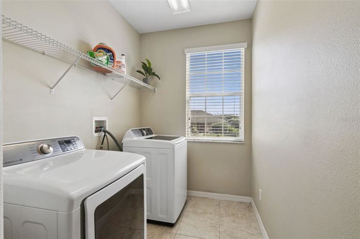 Image No.25-5 Bed House for sale