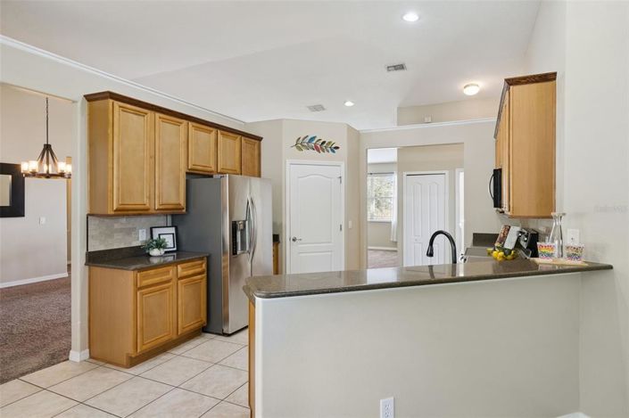 Image No.5-5 Bed House for sale