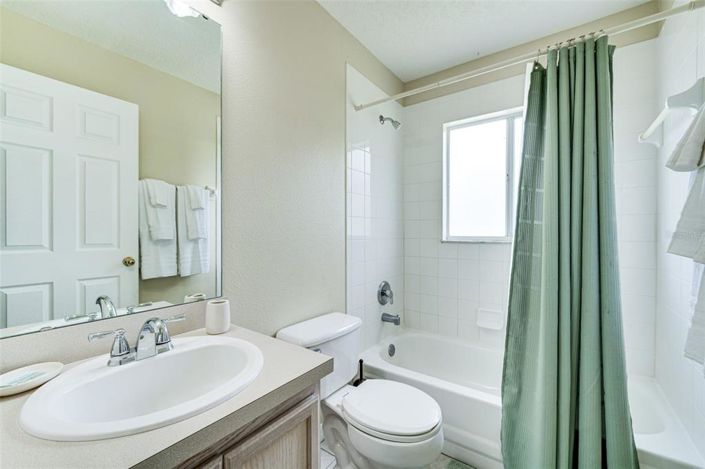 Image No.15-4 Bed House for sale
