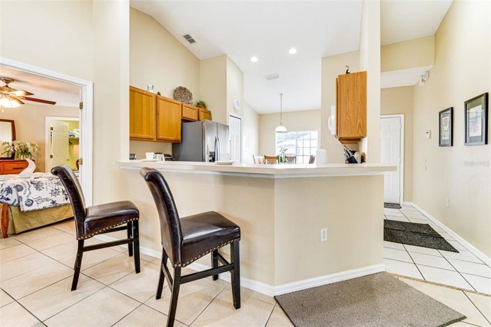 Image No.3-4 Bed House for sale