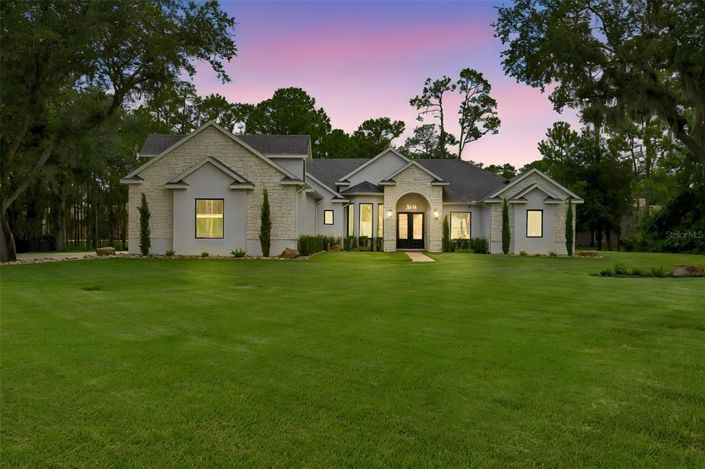 Image No.2-4 Bed House for sale